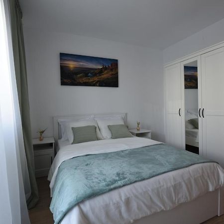 Ketal Apartment Braşov Esterno foto