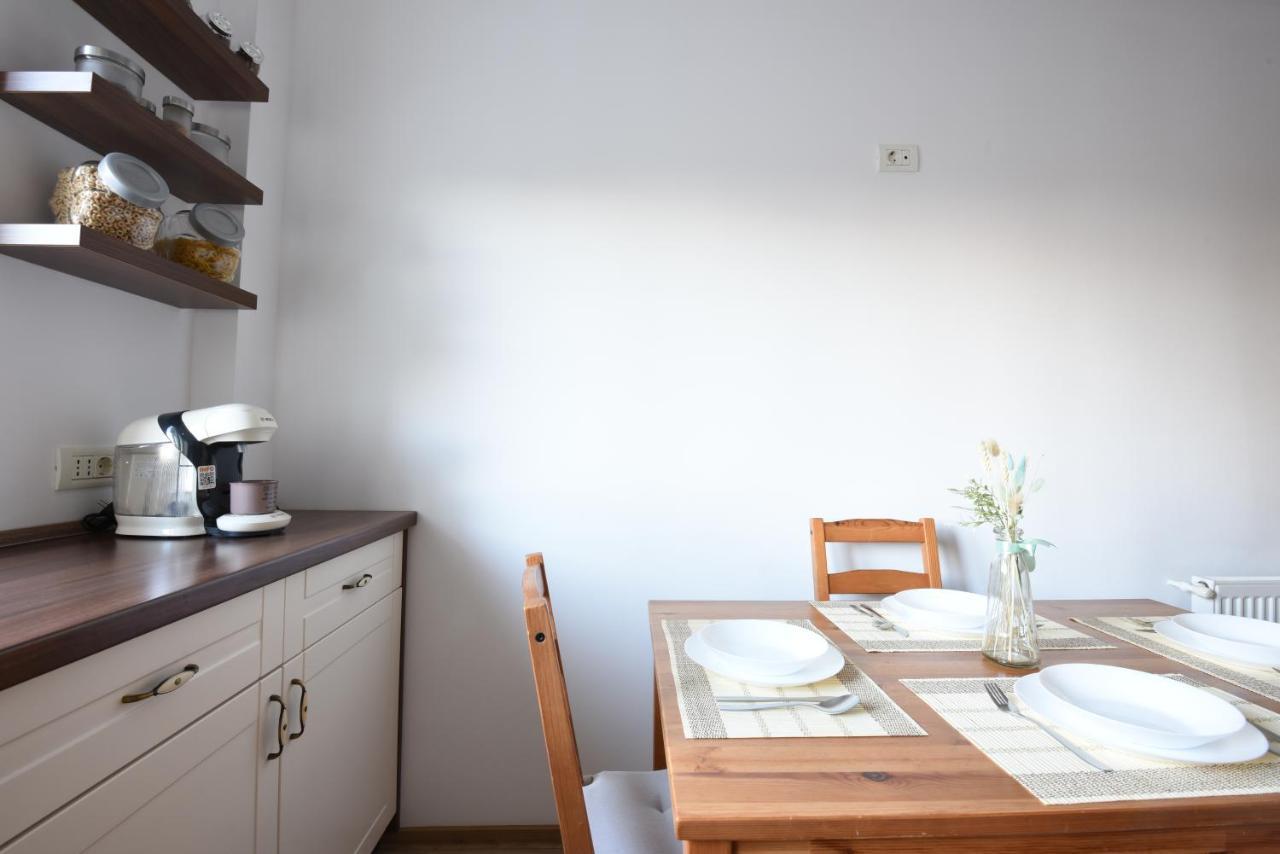Ketal Apartment Braşov Esterno foto