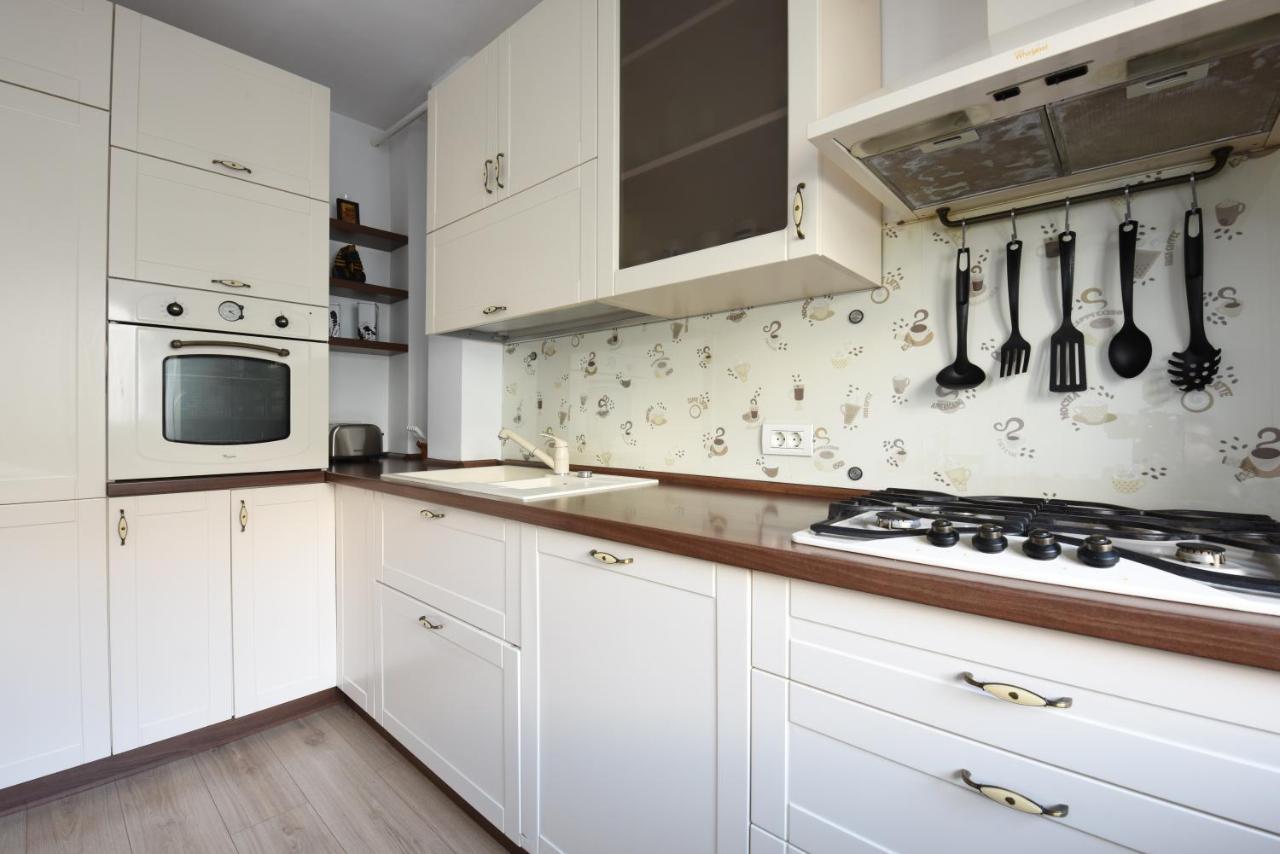 Ketal Apartment Braşov Esterno foto
