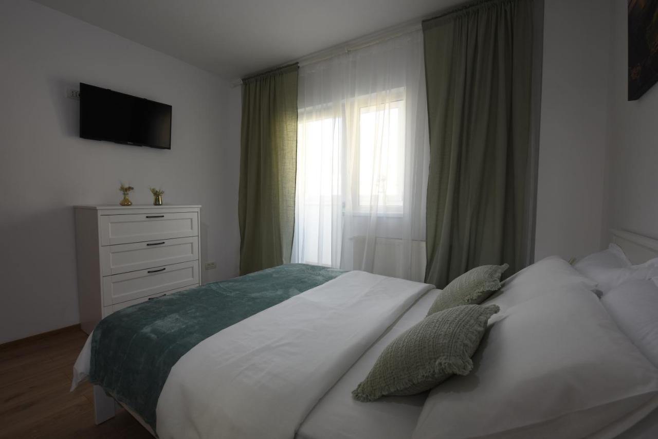 Ketal Apartment Braşov Esterno foto